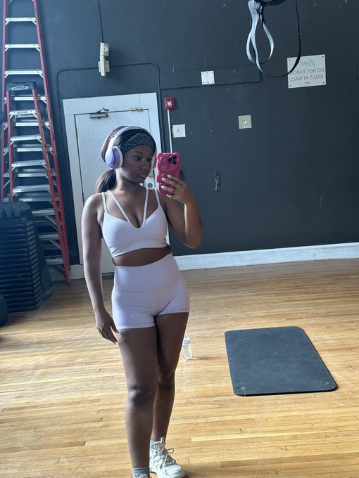 been hitting the gym lately. if i were funnier on twitter i would start tweeting some nonsense about