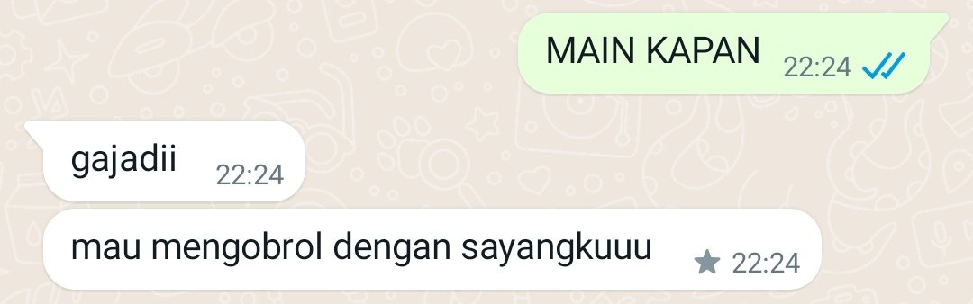 ttaymel's tweet photo. Lucu bgt pacarku gak jadi ikut main, krn dia tau kalau main bakal dikit ngobrol sama aku nya :( https://t.co/wP3zhDVGcG