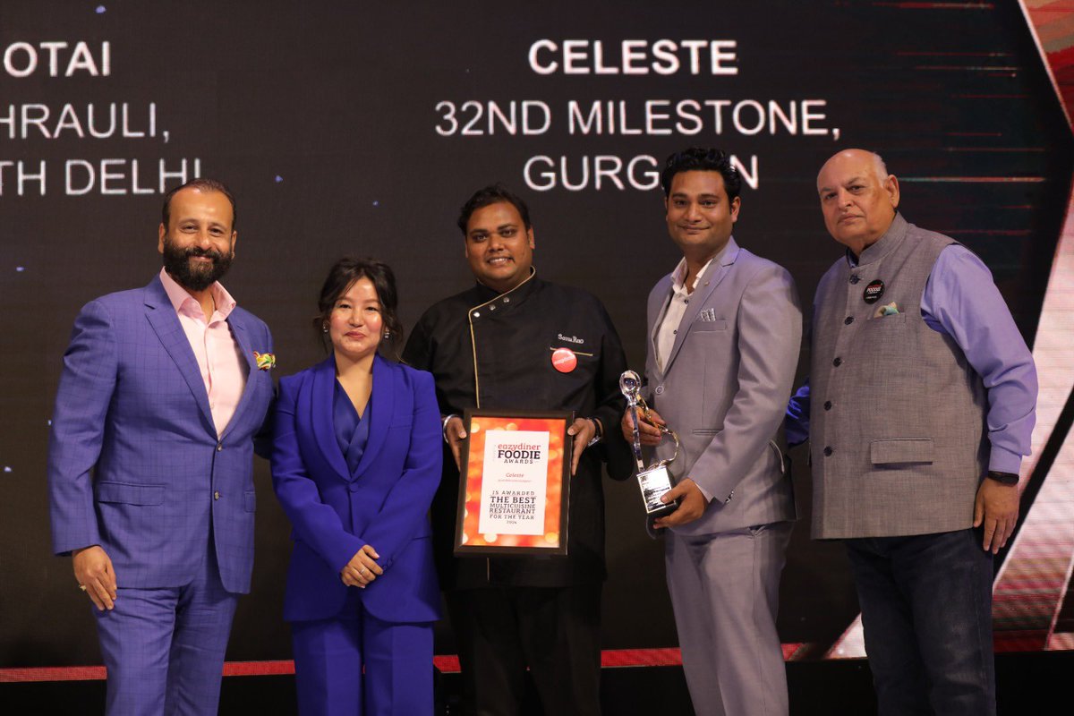 eazydiner's tweet photo. Cheers to a truly one-of-a-kind dining experience! 🌟
Celeste, Gurgaon wins the Best Multicuisine Restaurant at the #EazyDinerFoodieAwards https://t.co/FV7nTbDAHL