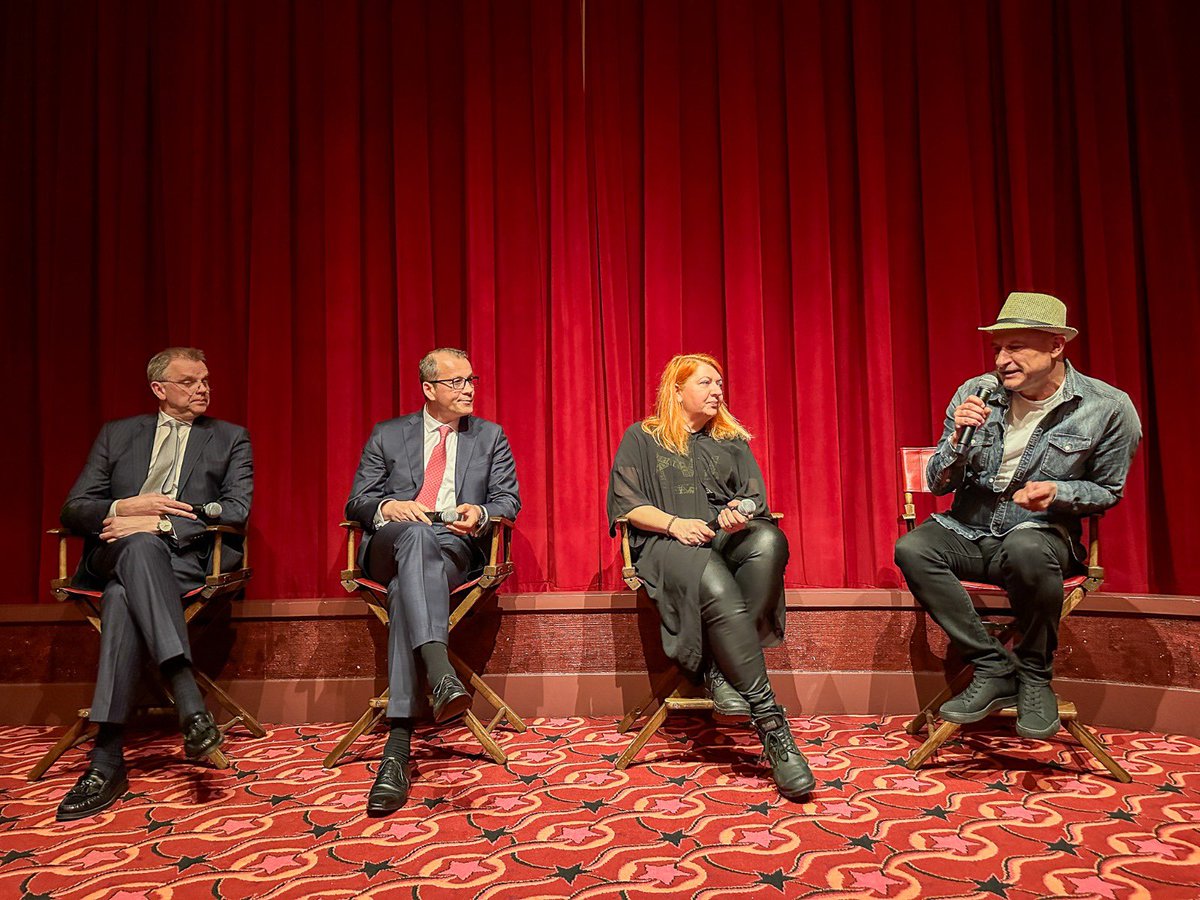 Freedom should not be taken for granted. Post-screening discussion following the New York premiere of Tudor Giurgiu’s Libertate, as part of the Romanian Film Festival Making Waves, with ambassador @rytispaulauska of Lithuania, producer Oana Giurgiu, Mihai Chirilov, Corina Suteu.