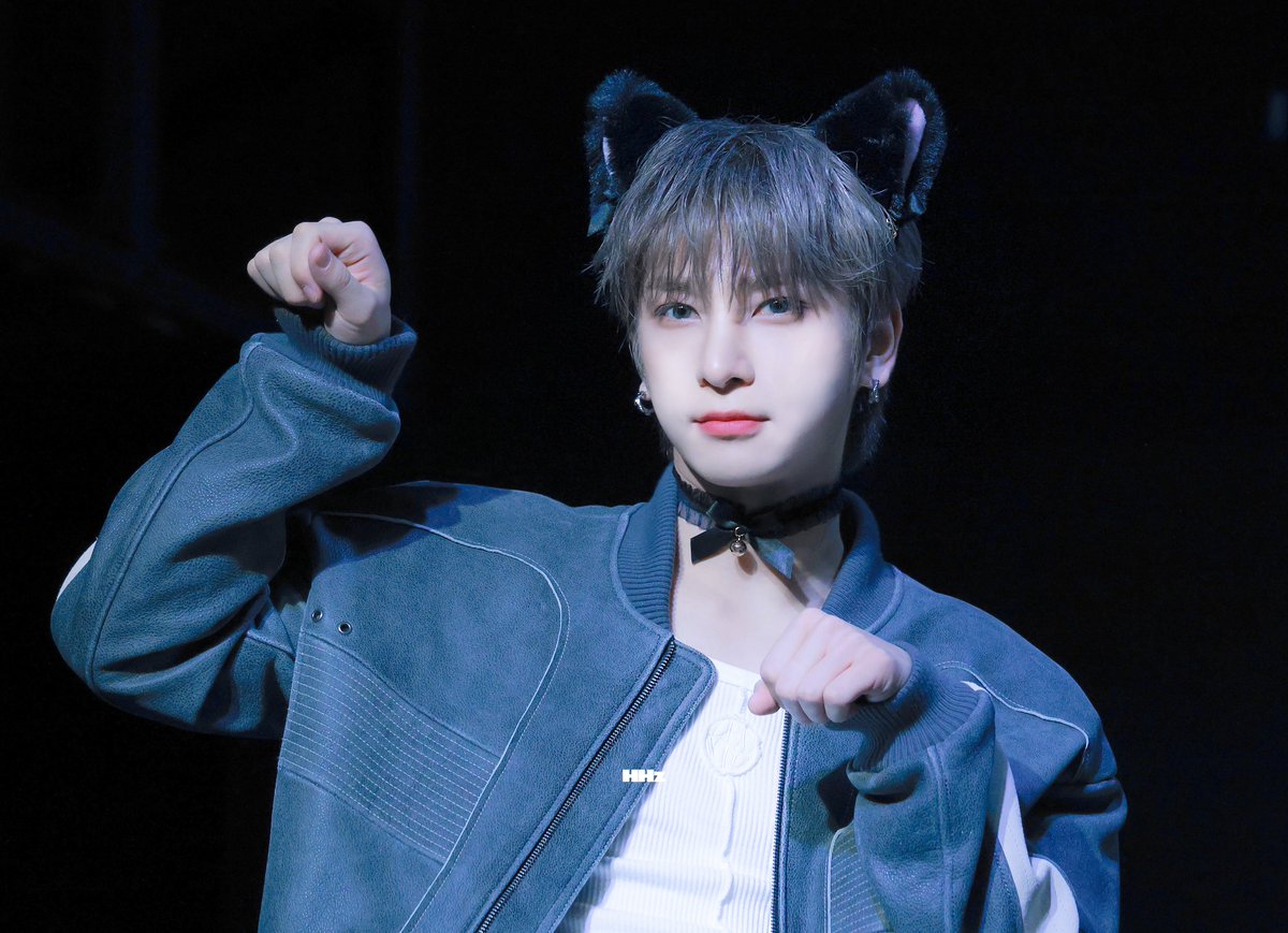 _HHz__'s tweet photo. 240331 에버라인 

⋆ ₊ ﾟ 🐈‍⬛* ੈ✩‧₊🖤☽ * ₊ ⋆

#LEEHANGYUL #ハンギョル 
#한결 #이한결 #BAE173 https://t.co/afrNZee9aC