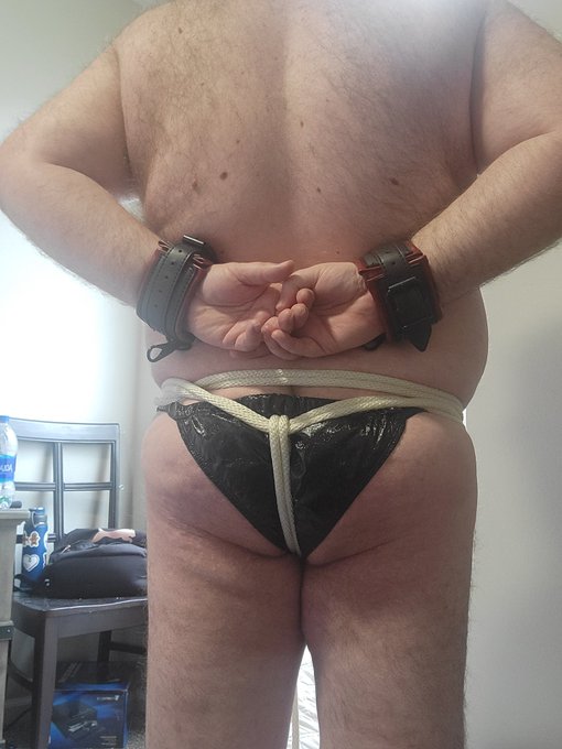 Feeling a bit on the playful side today https://t.co/8zlGJBmO8x