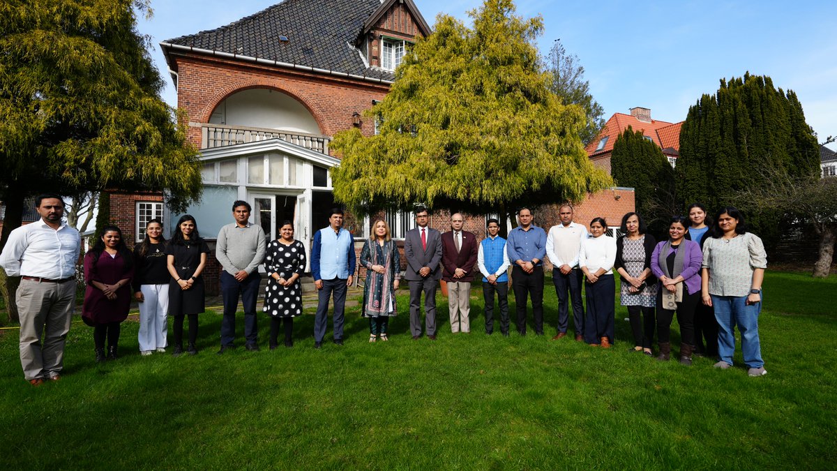 Embassy team bid farewell to outgoing Ambassador Ms. Pooja Kapur, conveyed sincere thanks for her leadership and wished her all the best for future endeavours.