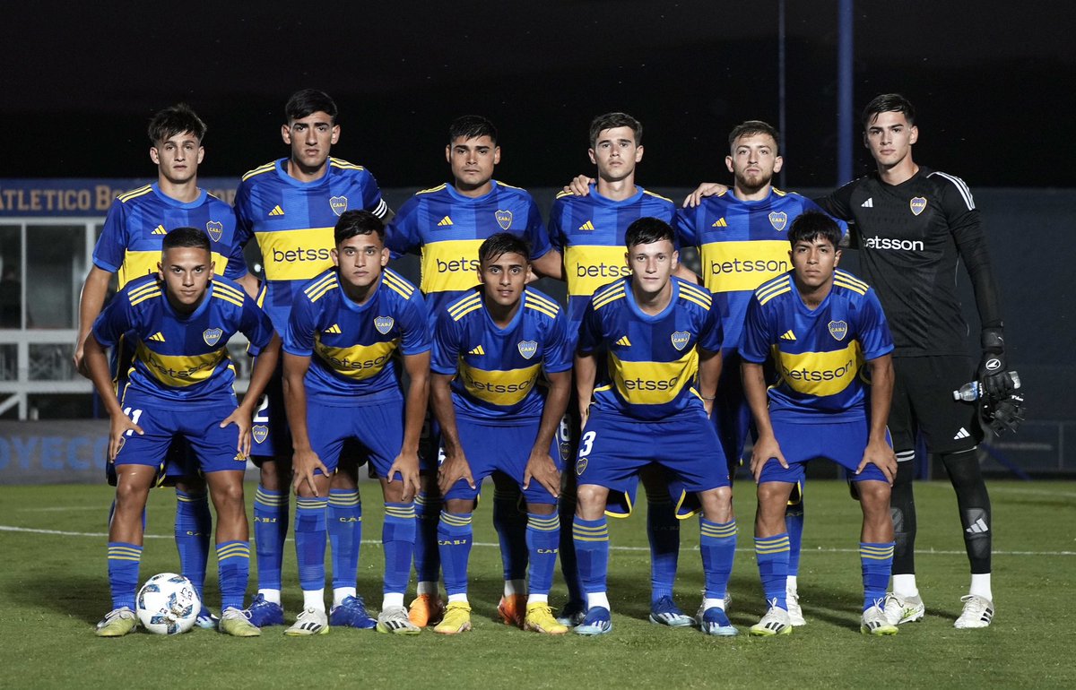 🇦🇷🏆 ¡Acción para el Xeneize! 🔵🟡🔵 Luego de su participación en la CONMEBOL #LibertadoresSub20, @BocaJrsOficial retornó su participación en el torneo de formativas organizado por AFA. Fue empate por 1-1 ante Unión, con gol de Lautaro Di Lollo para el Xeneize. 📸 Boca