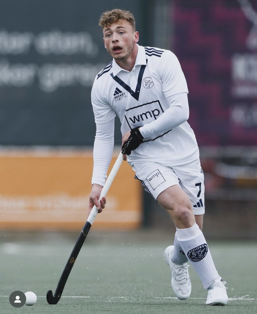 Unbelievably proud of former Cardiff & current @HociCymruMen 🏴󠁧󠁢󠁷󠁬󠁳󠁿 player @JacobDraper98 on winning @EHLHockeyTV GOLD!🥇 🏆 ... and Man of the Match 😳 From South Wales to the pinnacle of European Hockey… Mega!