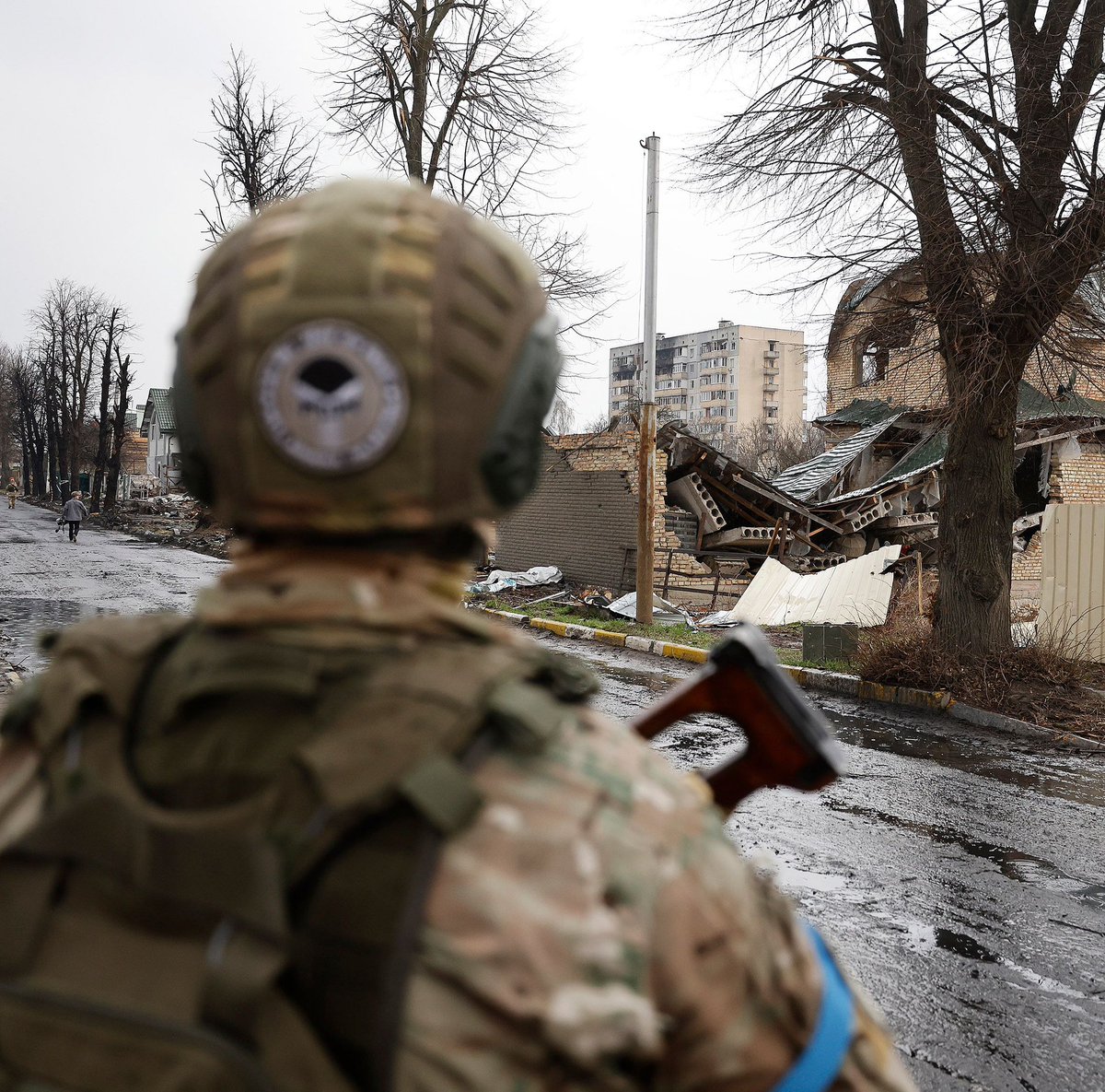 Vor zwei Jahren wurde Butcha von der ukrainischen Armee befreit. Ich habe vor Ort selbst gesehen, welche Verbrechen die russische Armee dort begangen hat. Für diese Kriegsverbrechen müssen die Verantwortlichen zur Rechenschaft gezogen werden.