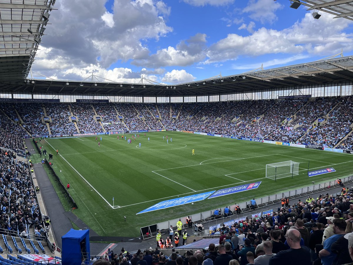 daibennett's tweet image. Cov away.