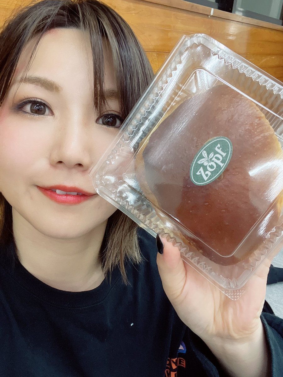 稲田さん☺️ クリームパンおいしかったです🙏🏻 いつもいつもありがとうございます🍞🧡