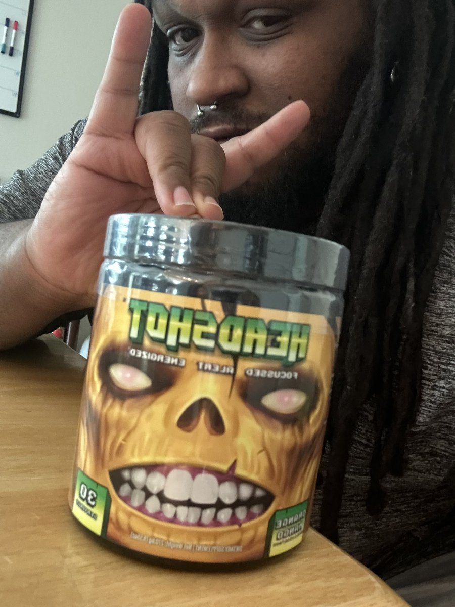 NazoThePlague's tweet image. If this is coming across your TL just know that @HeadshotEnrgy is #2Sweet 🤘🏾