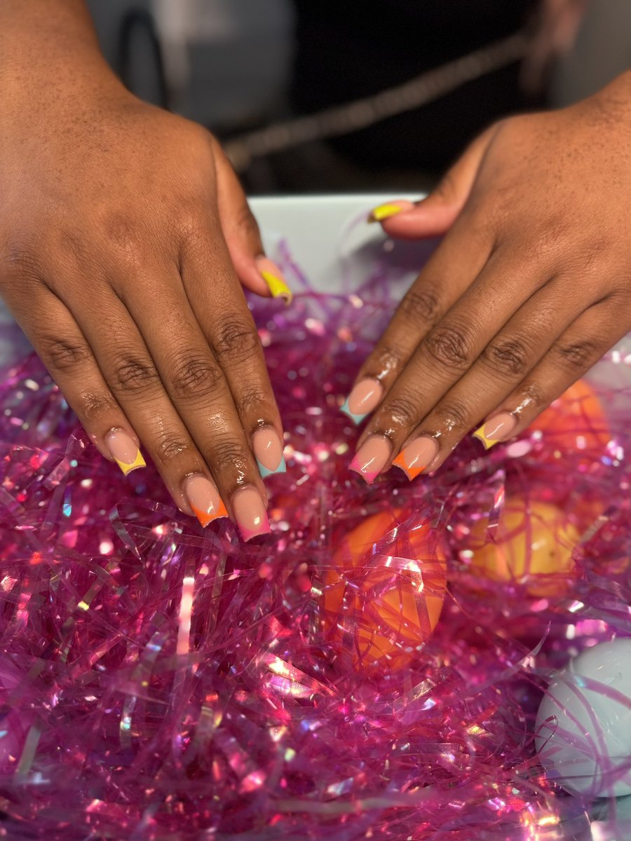 luvv4janelle's tweet image. Heyy yallllll I do nails 😂🩷!! #pvamu #pv28 #pv27 #pv26 #pv25