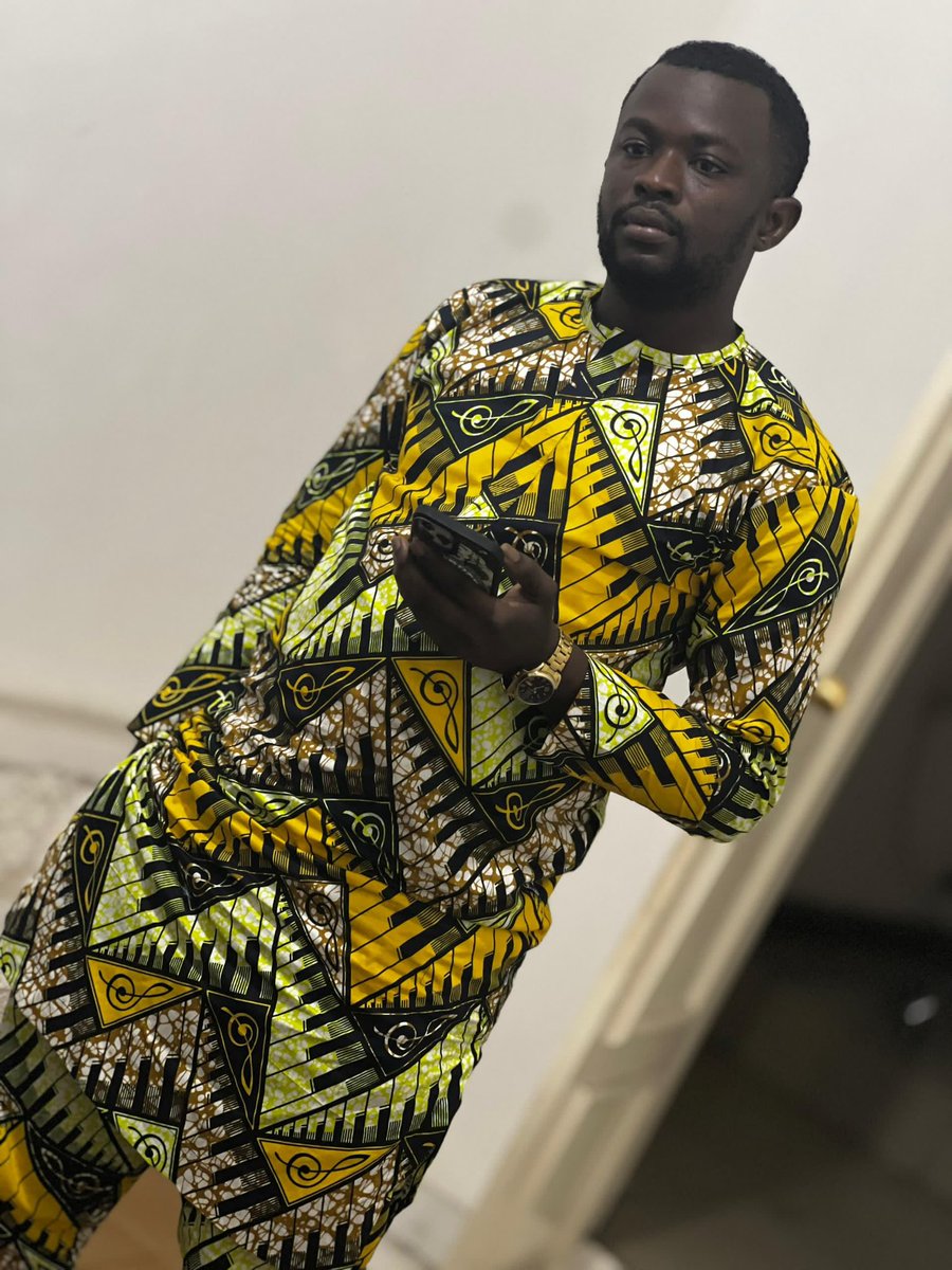 Bouriane2's tweet photo. March was dope,may April Favour us
#SOUMS https://t.co/QFjbdh8pIm