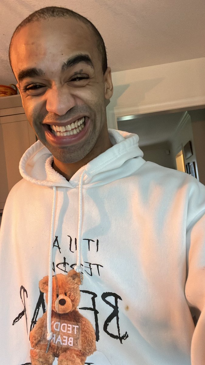 lustymcgustyq01's tweet image. Bae would let a nigga have the palest shade of Pink imaginable just out of spite. 💚 

Anything. Any item.

She’ll kick a nigga out of London too.

Figures. #codeme #nutcrackerdollz 😭 😭 😭