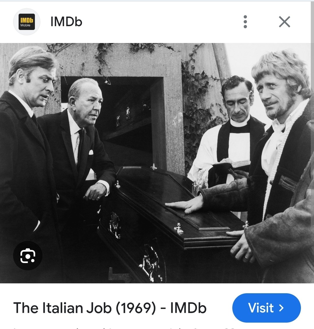 Watched the Italian Job today for the millionth time and never noticed before that the late, great David Kelly (Strumpet City, Fawlty Towers, Willy Wonka) played the Vicar 😁 @ScreenIreland @IFTA @FilmIreland @irishfilmtvuk @IFTN