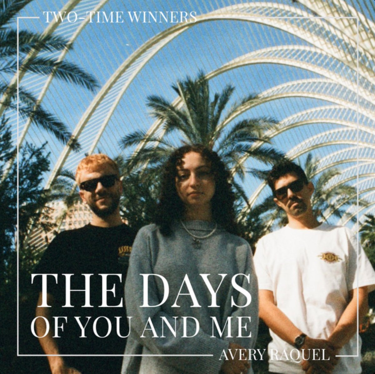 The final new release for this week on #SocialStars #NewMusicMondays is the new single by #TwoTimeWinners and @realaveryraquel with 'The Days Of You And Me' Available Now! Get your copy! #Like #Share and #Subscribe for more... #SupportIndieArtists open.spotify.com/track/0RpWPn2T…