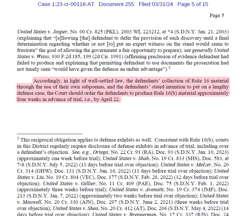 #郭案
3月31日，郭文贵刑事案检方最新文件（No. 255)显示：
1⃣检方到目前为止，向郭骗提供了49TB的证据文件 😱。
另外，郭骗称他及家人，他的战友们被CCP迫害，要求检方出据相关“猎狐行动”的调查文件，检方已经提供了10000多份相关调查文件，和670GB的文件。