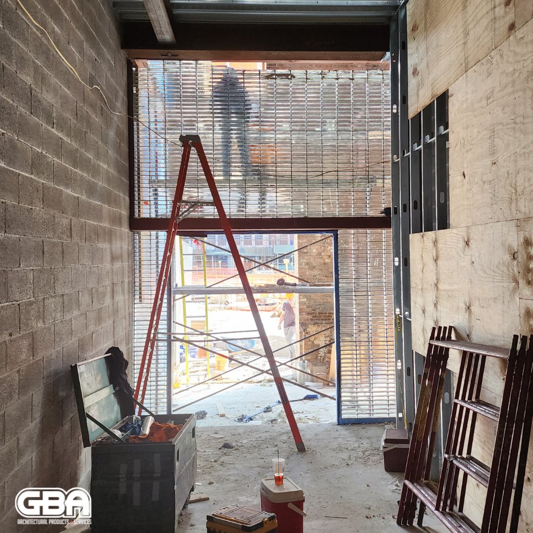 We're thrilled with the outcome of our recent glass brick project at The Refinery at Domino in NYC! The glass brick entryways we installed transformed the space into a sleek and contemporary environment. 

#glassbrick #installation #renovation #moderninspiration