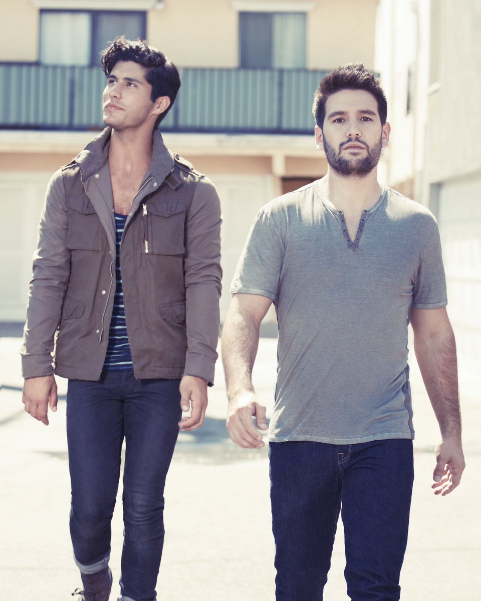 Dan + Shay (@DanAndShay) on Twitter photo 2024-04-01 20:53:34