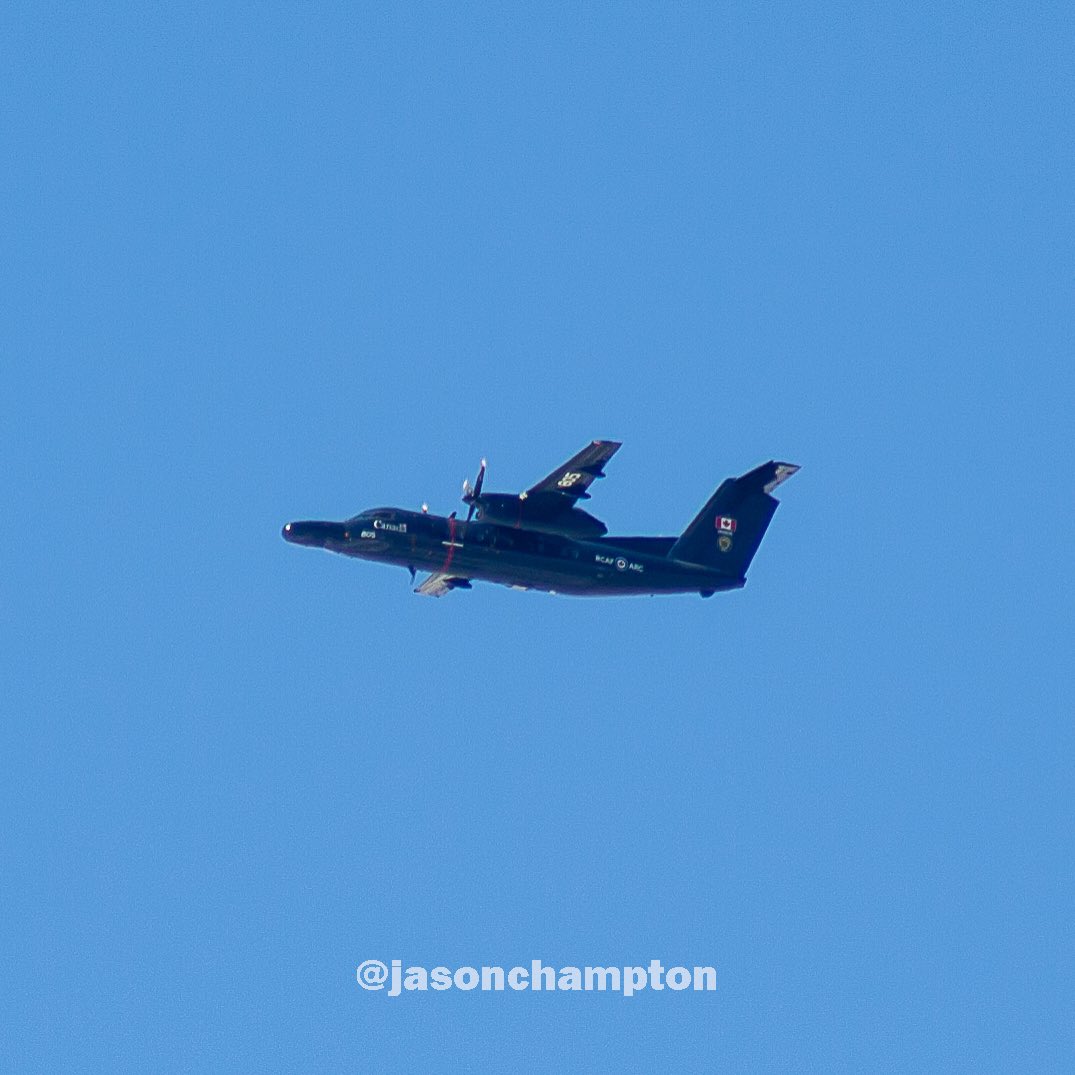 Royal Canadian Air Force (RCAF) CT-142 Dash 8 reg. 142805 circling south Calgary at ~5500 ft awaiting its flyover of Calgary City Hall for the RCAF 100 flag raising. #yyc #avgeek #aviation #aviationlovers #aviationphotography #aviationdaily #planespotter #planespotting #rcaf100