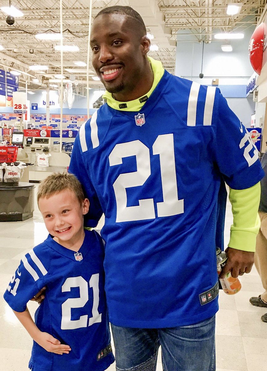 Vontae Davis had a beautiful heart, a beautiful soul, and a beautiful smile. Sometimes when he talked, you could hear the young child inside of him. Nothing brought that out like giving back to kids - something he spent endless hours doing during his time in Indianapolis. He…