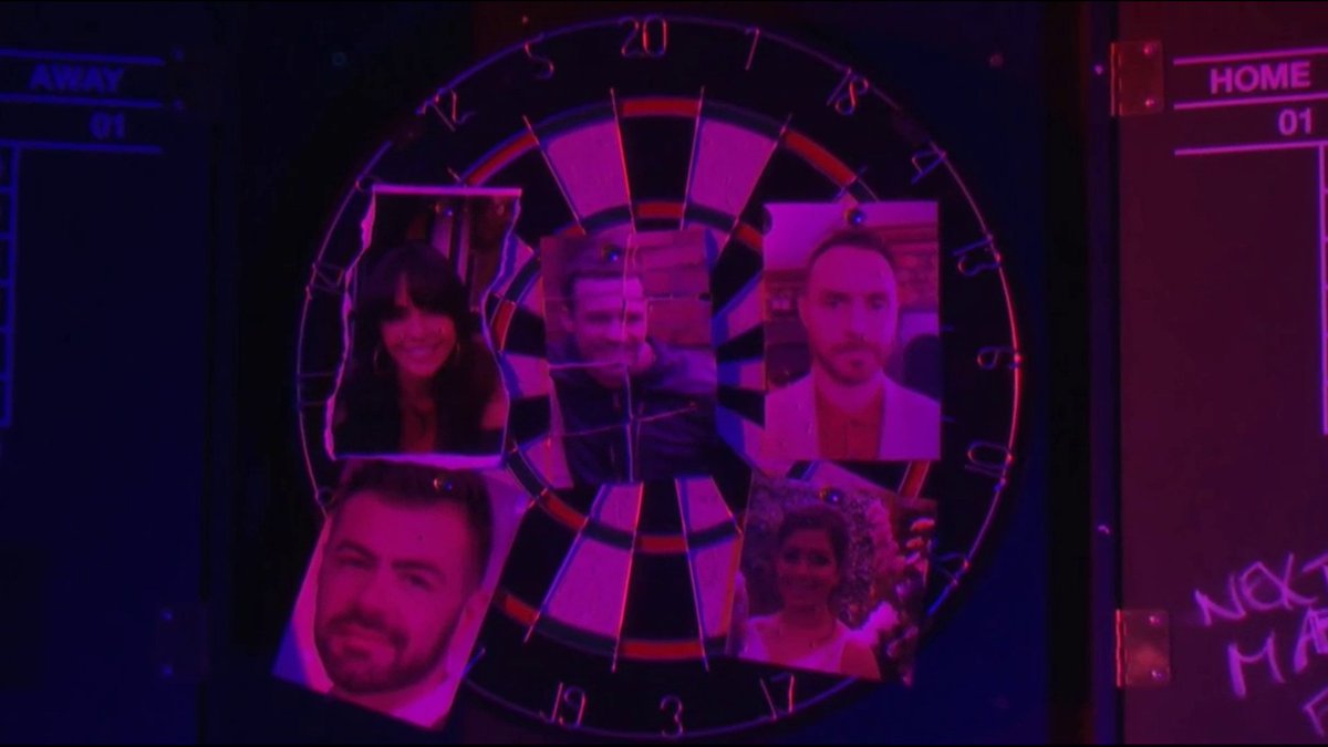 Warren's giving me 2020 Liam vibes. Just need him to dust off Liam's dartboard of doom and send out dinner party invitations and we're all set for a deadly showdown #Hollyoaks