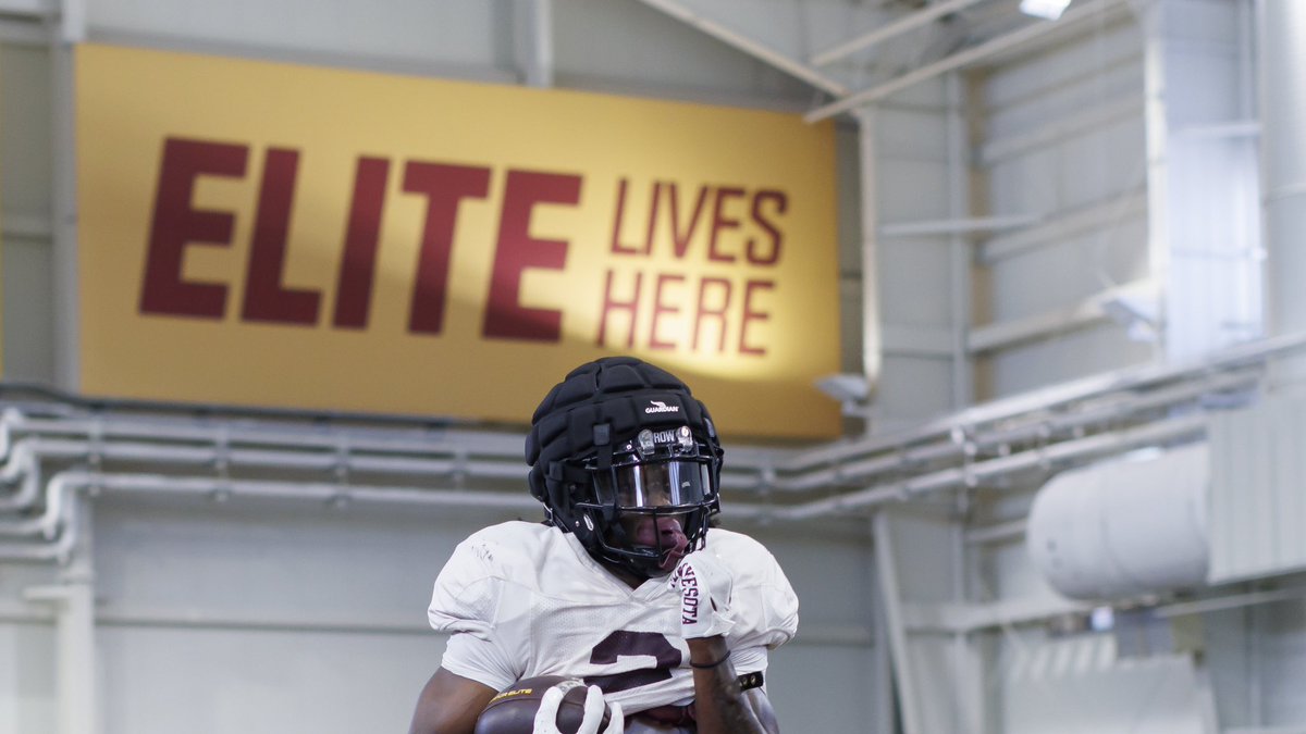 Back to it. #RTB #SkiUMah #Gophers