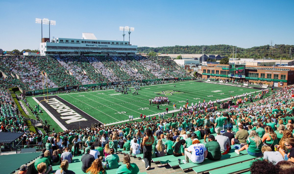 Blessed to receive an offer from Marshall University! @coachryantaylor @mark_gibson9 @Coach_CrouchR