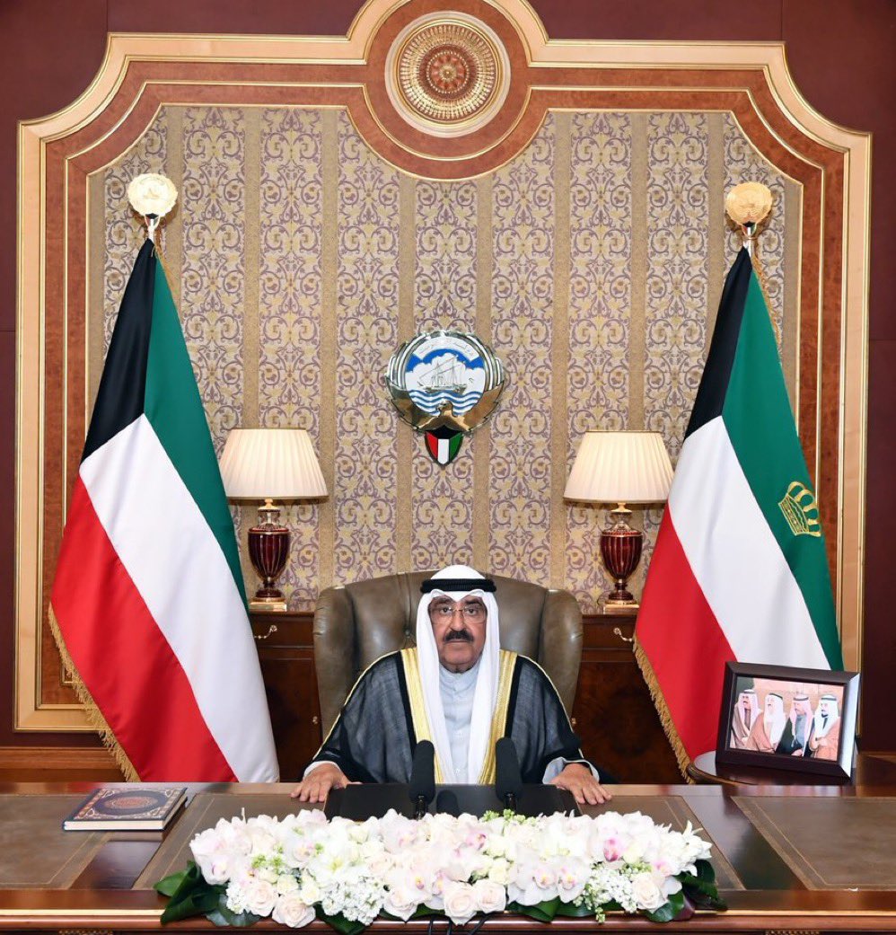 hunakwt's tweet photo. سمو الأمير في خطاب العشر الآواخر
نسأل الله أن يلطف بأشقائنا في غزة وأن يمدهم بنصره وتأييده وأن يرحم شهداءهم وشهداءنا الأبرار وأن يشفي مرضانا ومرضى المسلمين وأ�� يرحم حكامنا السابقين وأن يتغمدهم بواسع رحمته ويسكنهم فسيح جناته
#الكويت #هنا_الكويت https://t.co/rEWTlrK8sB