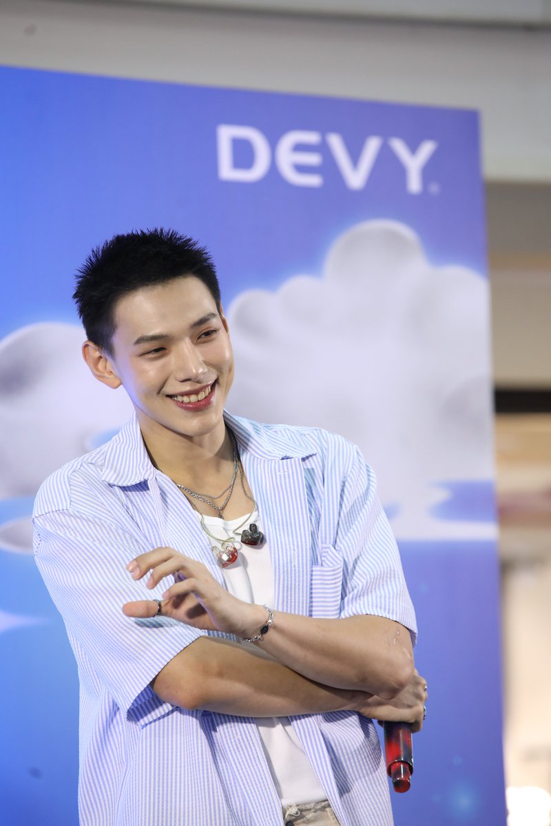 DEVY_thebag's tweet photo. ✨ภาพงาน DEVY ฟินเฟร่อ กับ "ต้าห์อู๋ พิทยา" ที่ซีคอนสแควร์ ศรีนครินทร์ เมื่อวันเสาร์ที่ 30 มี.ค. 67 ที่ผ่านมา ✨
🙏🙏ขอขอบคุณ คุณต้าห์อู๋ ไดโน่ของต้าห์อู๋ ไว้โอกาสหน้าพบกันนะคะ🙏🙏
#Devy #devyฟินเฟร่อ #devyฟินเฟร่อxdaou #ต้าห์อู๋ #oueiija https://t.co/20TyJLIc0o