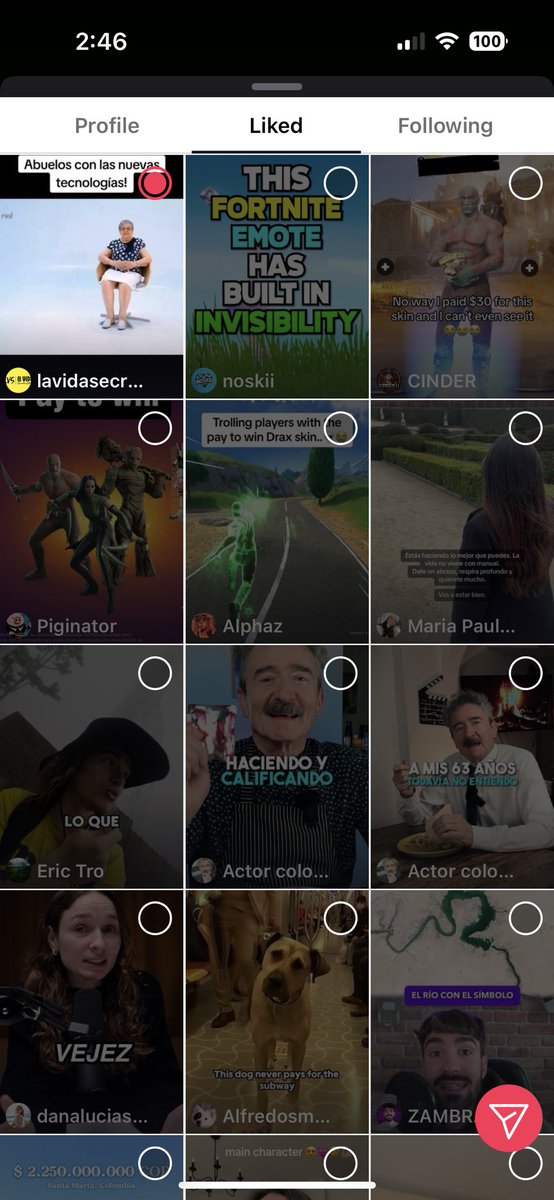 RetroOssa's tweet photo. Una función muy firme de #iMessage es poder tener TikTok literalmente integrado en la misma app.

Puedes incluso ver el contenido sin salir del chat y después compartirlo 

iMessage también puede integrarse con otras apps, pero esta en particular me gustó mucho. https://t.co/PlXhDASEYI