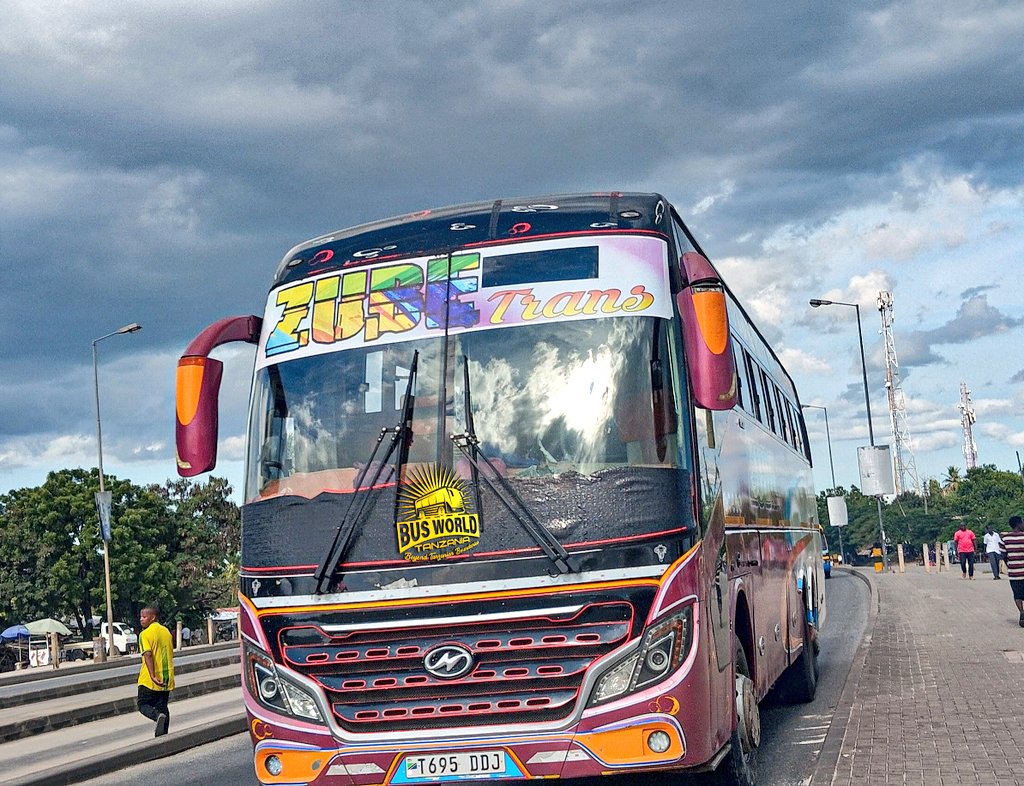 BusWorldTZ's tweet photo. ZUBE TRANS
Dar es Salaam โ Geita
โข ๐ | @BusWorldTZ
โข Instagram | @busworldtanzania
#ZubeTrans #busworldtanzania ๐น๐ฟ https://t.co/LwDsLdezEv
