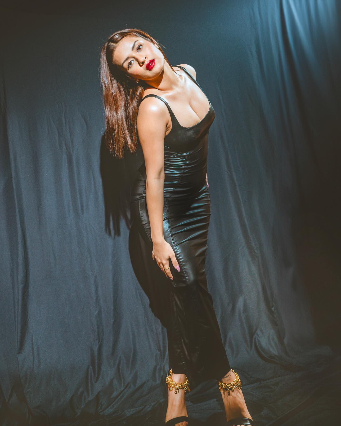 GKGHhwkaUAEx5dF?format=jpg&name=large