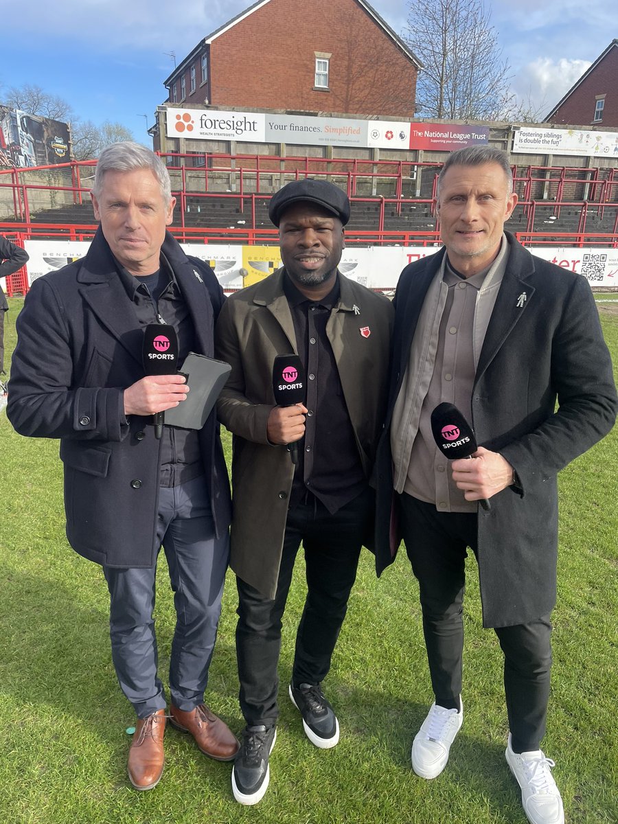 Game over. Another enjoyable day with the @tntsports team 🎥 Big win for @altrinchamfc against a well supported @OfficialOAFC side. Plenty still to play for in the @TheVanaramaNL at both ends of the table…