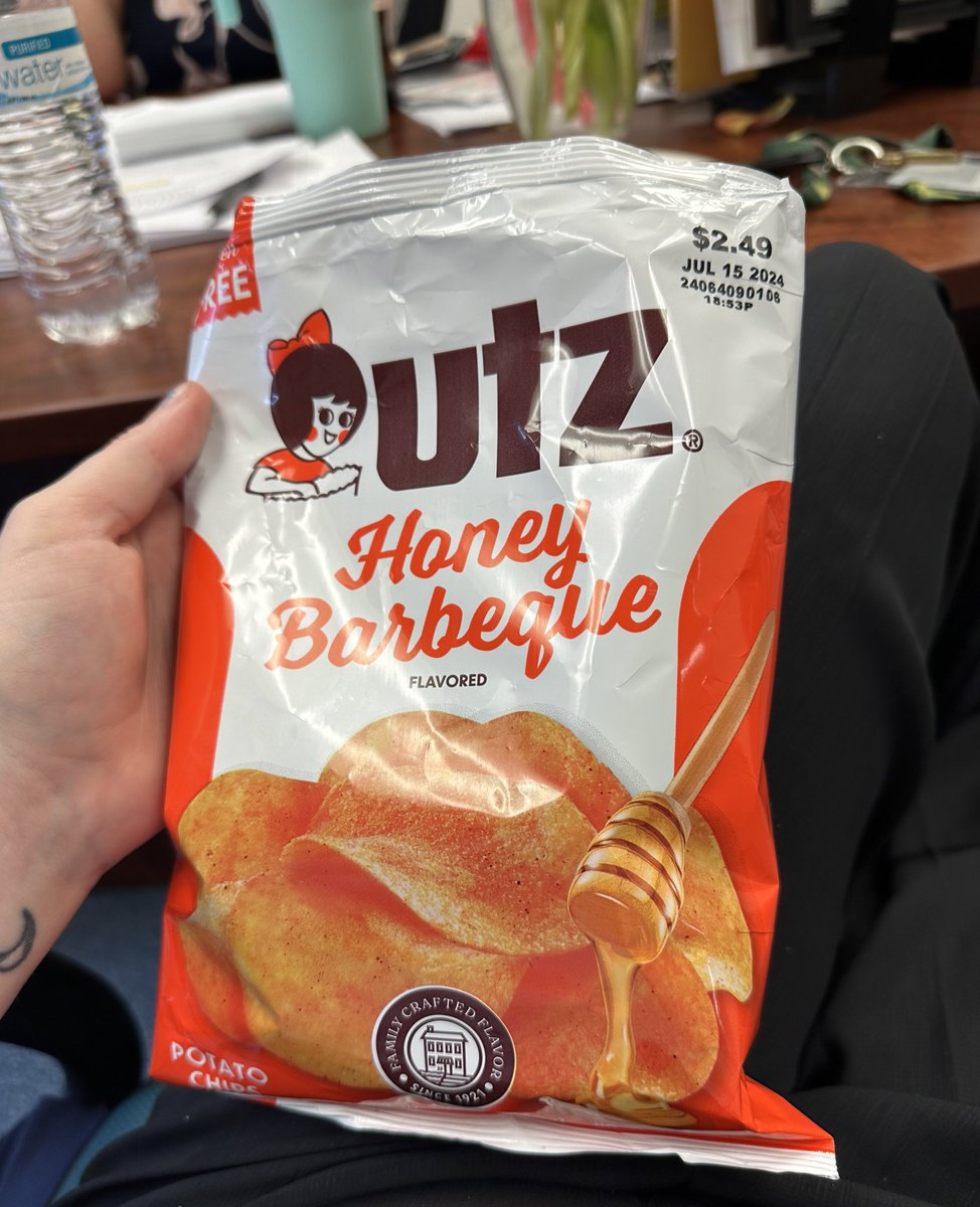 ᨒ Hayley Rae ᨒ tweet media