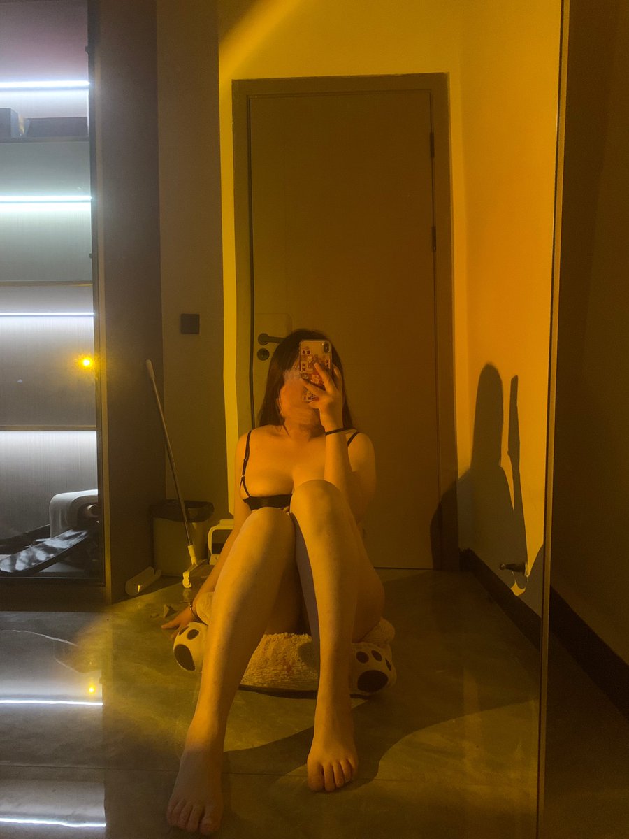 m6161214's tweet photo. 🍊
#bbw #sm #原味 #巨乳 #广东 #广州 #广州bbw #情趣诱惑 https://t.co/pGa4BsBWDI