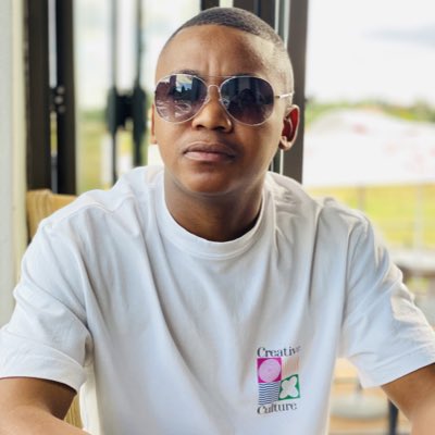 Thato08650353's tweet photo. #NewProfilePic https://t.co/BvaKhcSdN5
