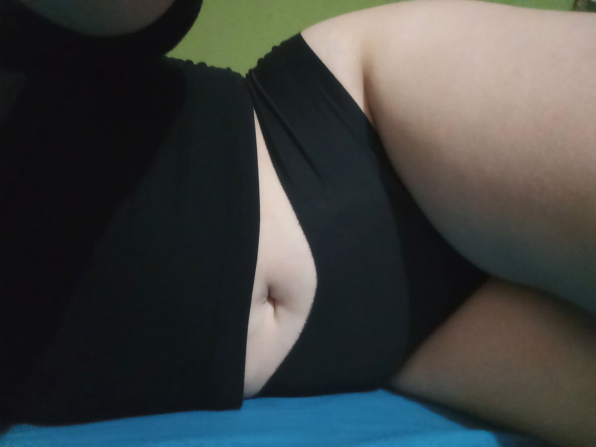 ratina_chan's tweet photo. 🖤🖤🖤

#onlyfans #onlyfansbabe #onlyfansfree #model #sexy #sensual #latina #viral #nsfw #nsfwtwt #curvy #lingerie #panties #nicebody #sellingcontent https://t.co/YnafWnuc5E