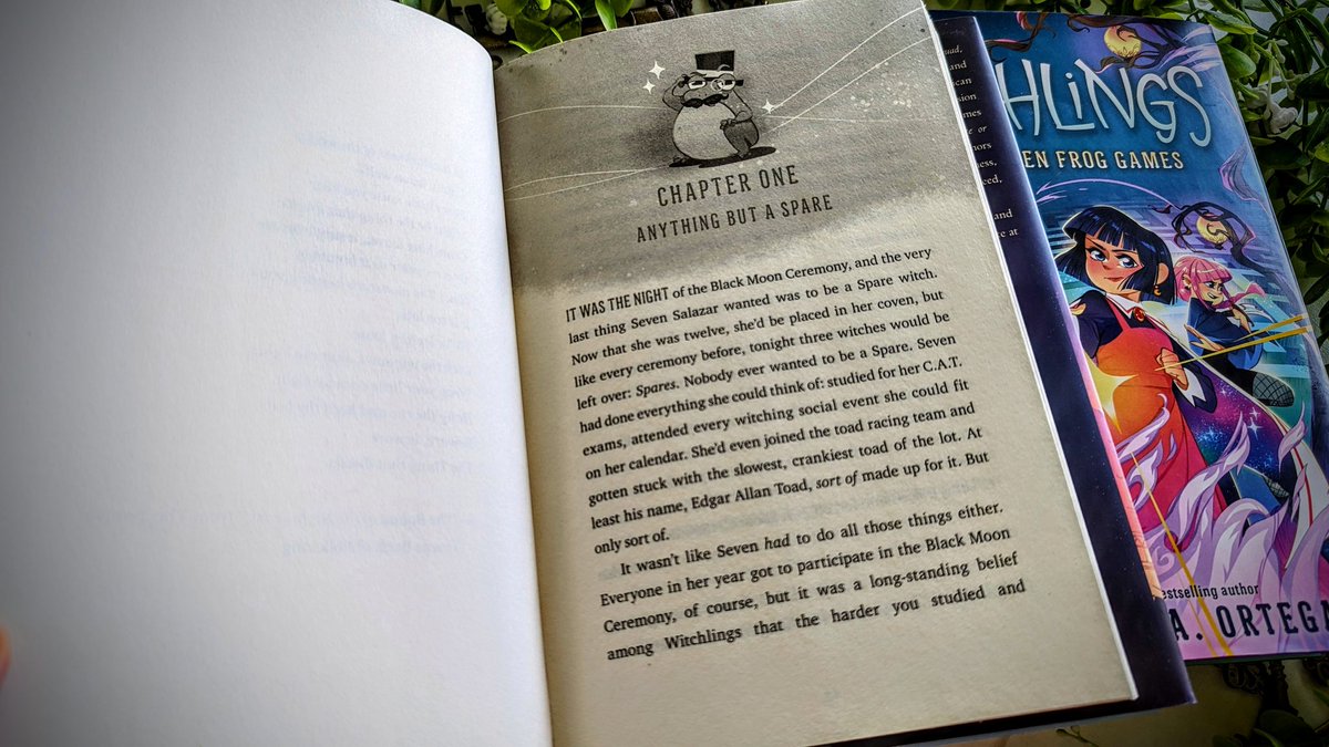 QotD: What's your favorite magician class? Hola! AAAAAGH! My husband surprised me with book 2 in the Witchlings series by @Claribel_Ortega & now I'm all set to get book 3 when it comes out this Fall! 1/2