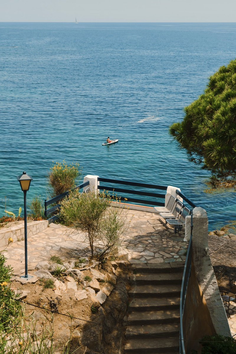 simonribc's tweet photo. Calella https://t.co/CmbknNkJAx