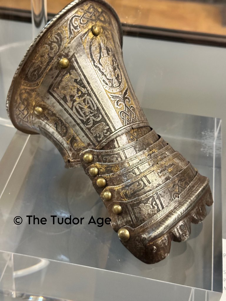 TudorAge1973's tweet photo. Pauldron and Gauntlet
Milan
Pompeo della Cesa
c.1580
https://t.co/G5al8D3TwO
#Pauldron #Gauntlet #Steel #Etched #Gilded #PompeodellaCesa #SpanishCourt #Milan #Italy #History https://t.co/Sll1fbWftz