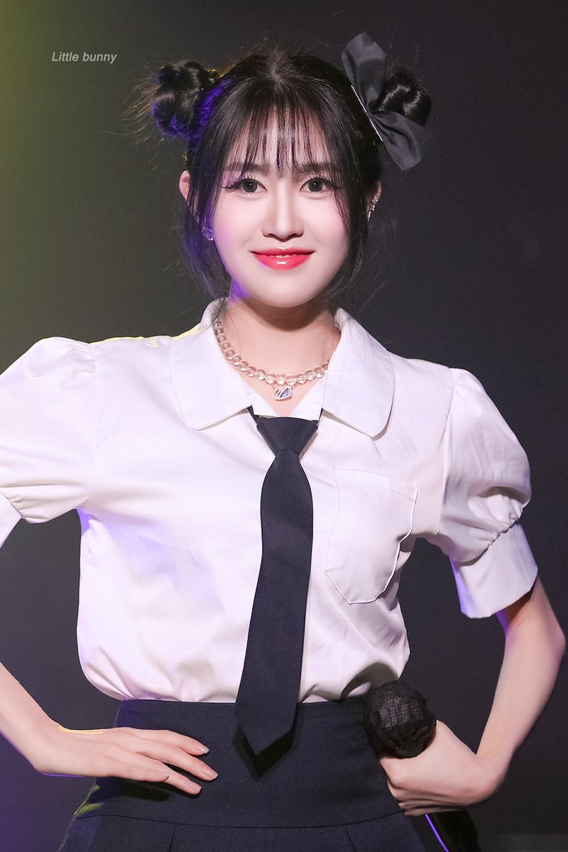 little_bunny_kr's tweet photo. 231223 TO MY ONLY1 IN TOKYO 2nd HQ🐰🐰

#아일리원 #ILY1 #アイリーワン #아라 #ARA #アラ
#ILY1_NewChapter📷#MY_COLOR #Blossom
#TO_MY_ONLY1_IN_TOKYO https://t.co/6U7ZqFCo2N