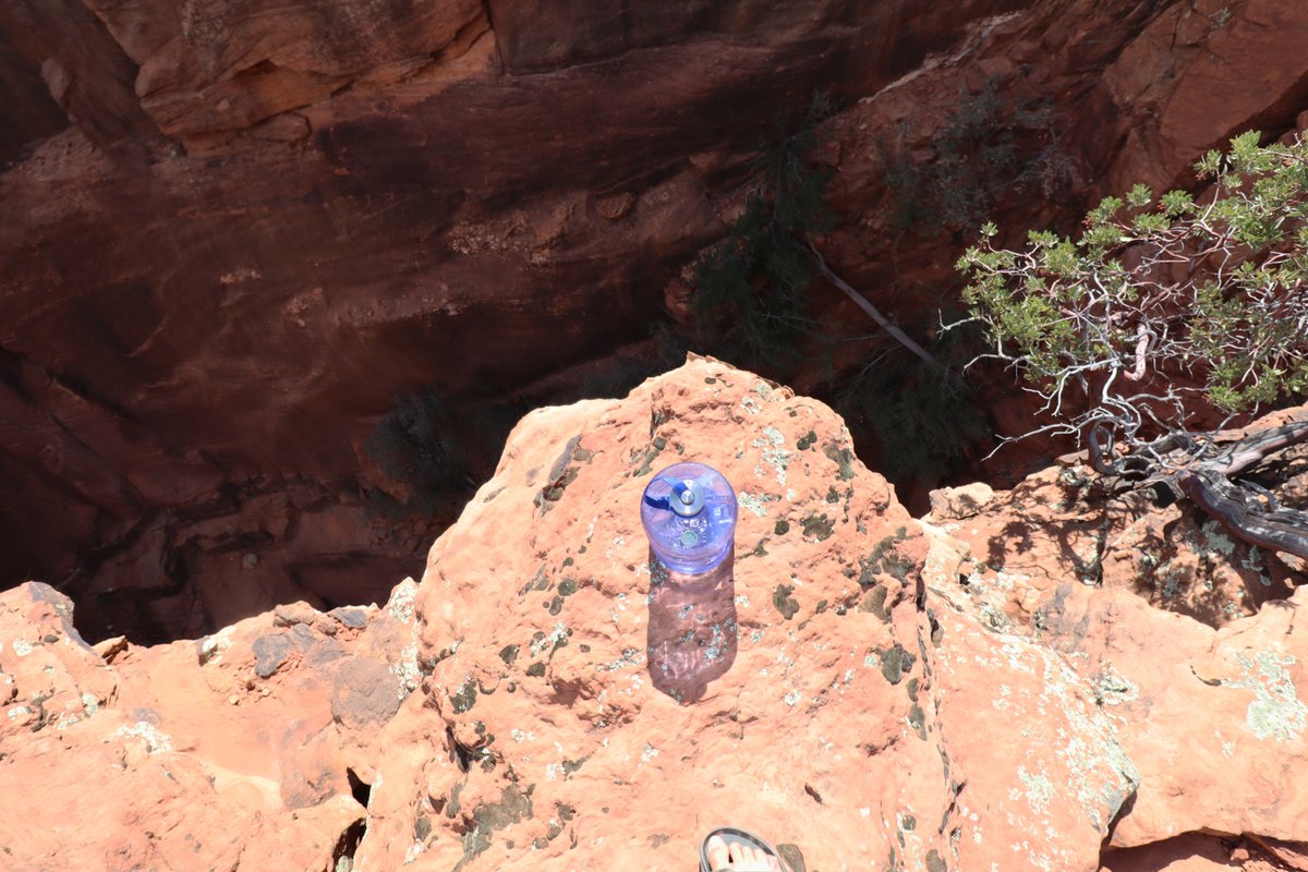 Mid-hike photo shoot? ✅