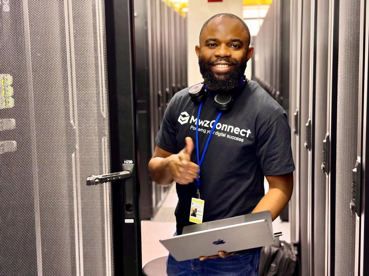 mwzconnect's tweet photo. Nous avons réussi à connecter notre DataCenter  de Chicago avec succès. Chez @Mwzconnect, notre principal objectif est de vous faire économiser de l'argent pour l'hébergement de VPS haute vitesse, WooCommerce, WordPress, Magento, Laravel et bien plus encore. https://t.co/69eZKnVvp7