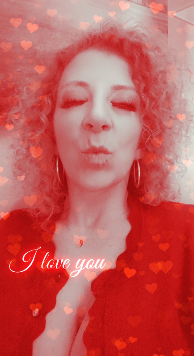 All love and good vibes on my #premium snapchat ❤️ Add me now: sarajaysnaps.com lets talk 🤗