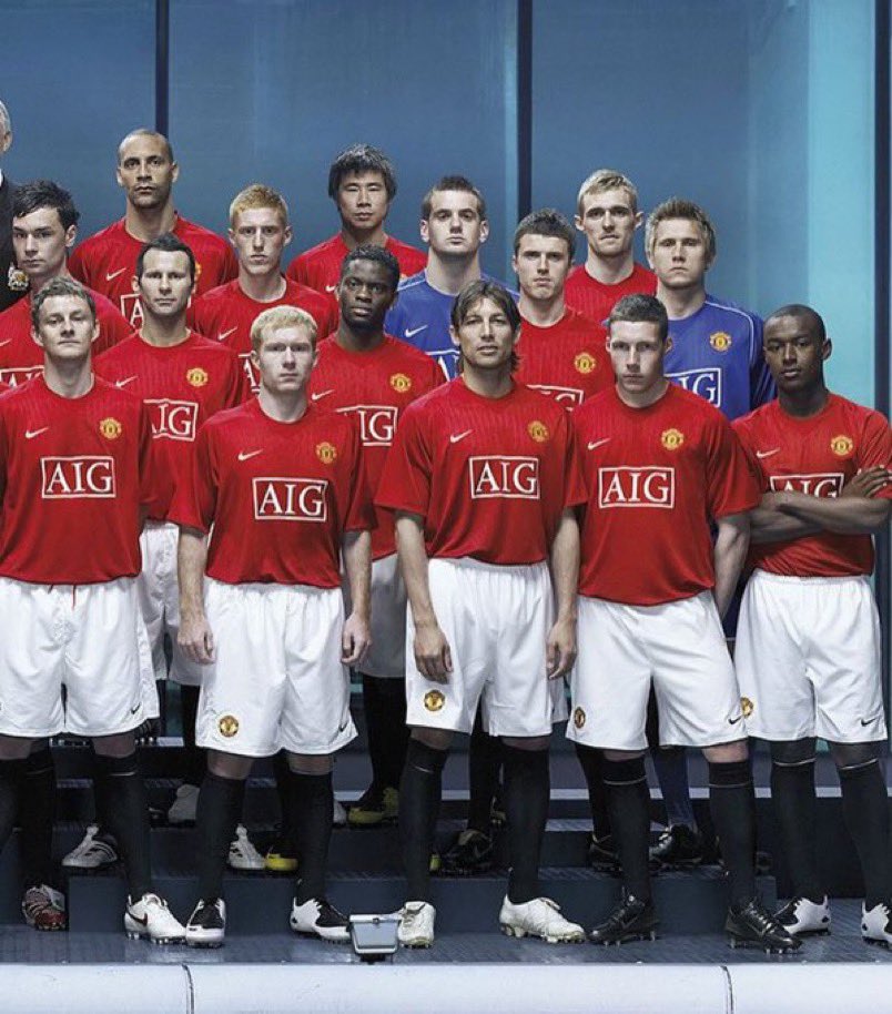 First goals are always special. Here are some Manchester United players' first goals for the club A THREAD 🧵