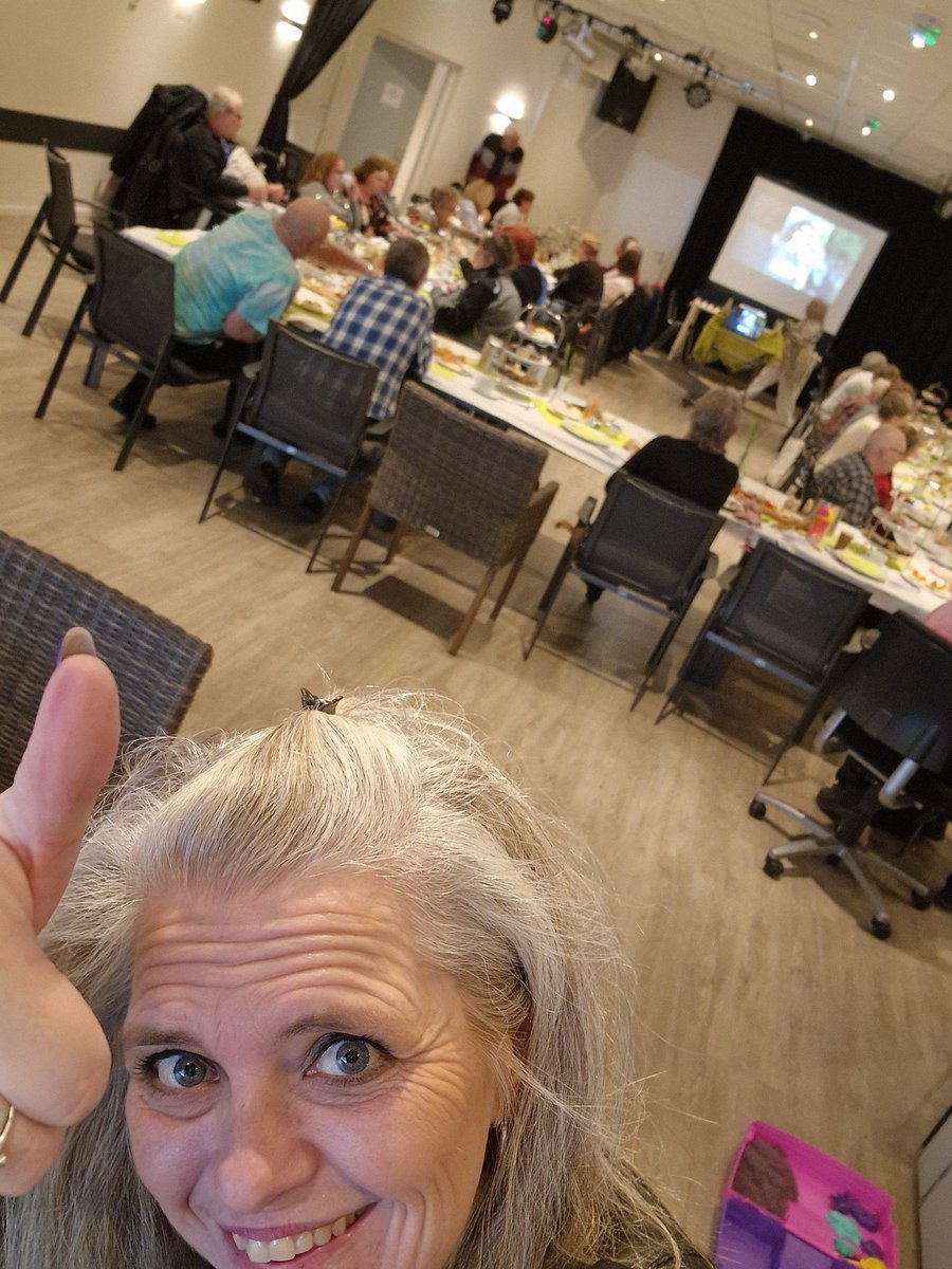 VonTrappies's tweet photo. De Paas hightea was weer top! 
50 gasten voor 5 euro een heerlijke middag bezorgd.

Wijkcentrum De Erker 
Laagdrempelig en voor iedereen! 

Jan van Avennesstraat 32
3117pr Schiedam https://t.co/LGwIe5iYS8