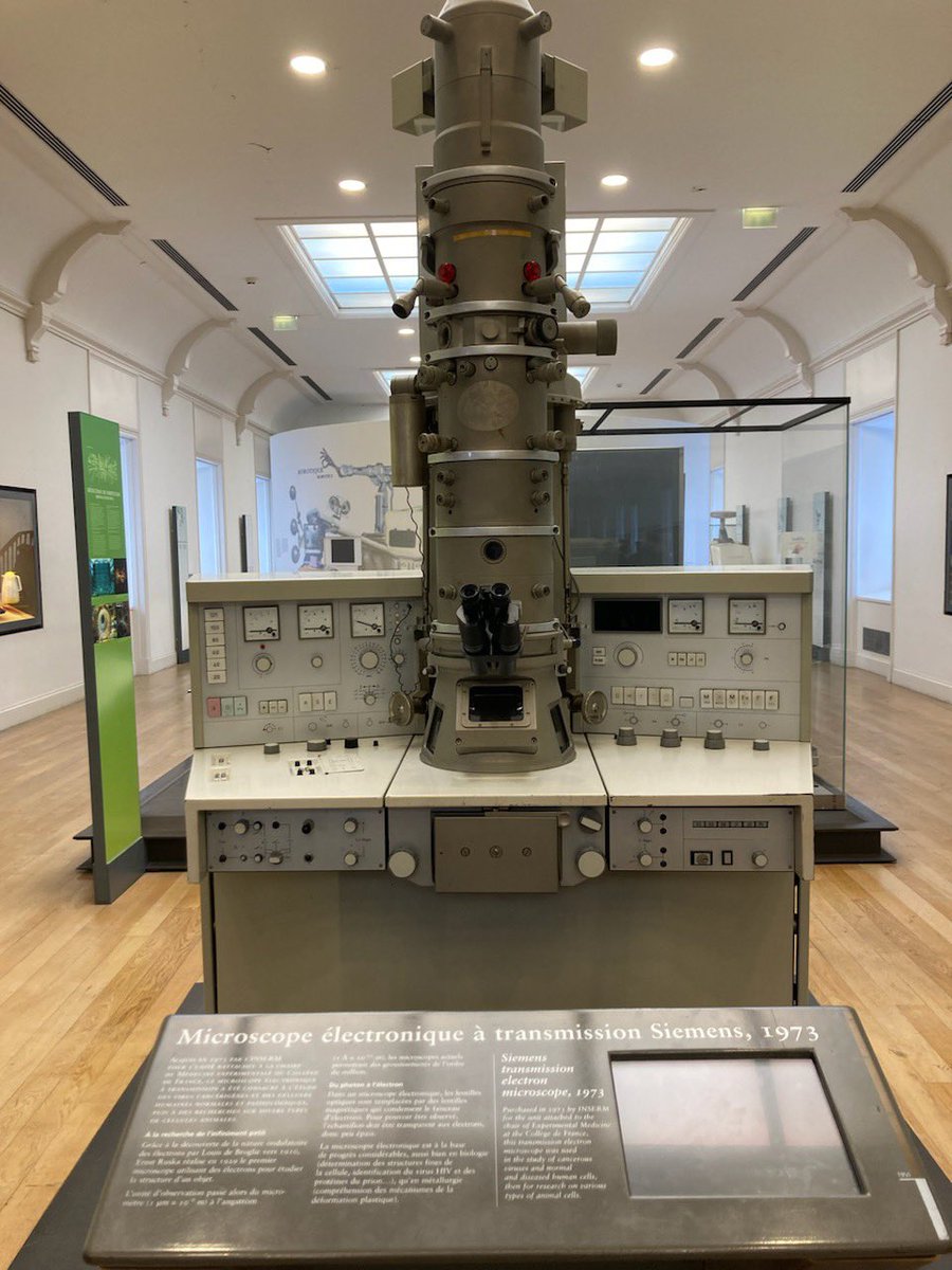 Musée des arts et Métier, Paris Transmission électron microscope 1973 #microscopy #museum