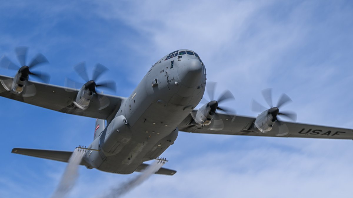 A C-130J-30 Super Hercules aircraft conducted a flight test to ensure the operability of the spray system aboard the airframe as the 910th Airlift Wing prepares to upgrade its aging C-130H Hercules fleet to new J-30 models. #ReserveReady #CitizenAirmen