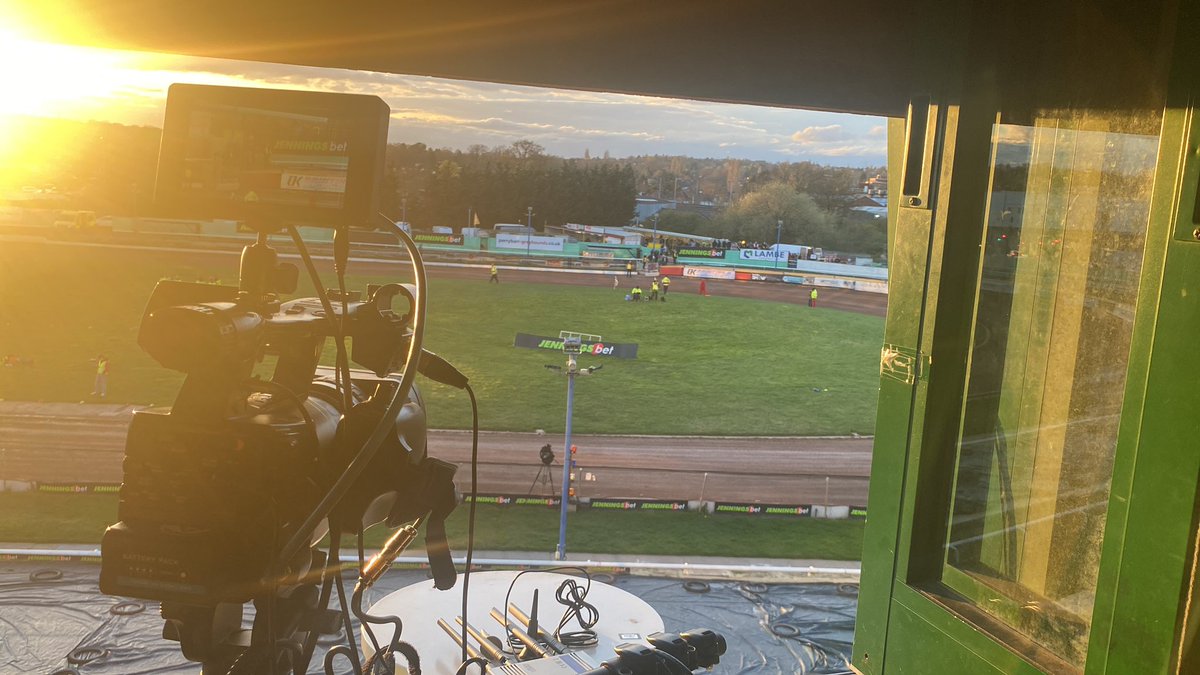 All set for commentary duty on the @BrumSpeedway v @OxfordSpeedway #speedway premiership clash at Perry Barr