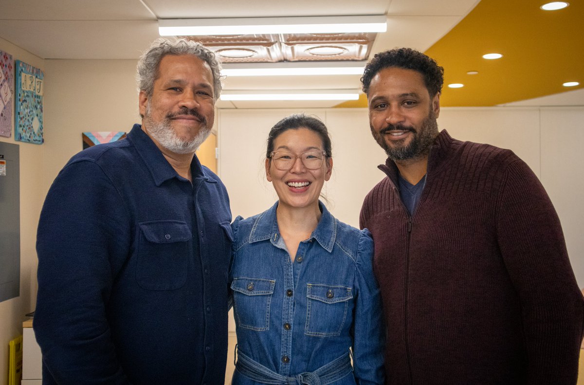 Look who graced us with a visit... none other than our #VoicesGala honoree, @aijenpoo! The countdown to May 9th is on. In less than #5weeks 🎉, join us at #Voices, where we will celebrate the power of progress, empowerment, & transformative care. ✨ brotherhood-sistersol.org/voices