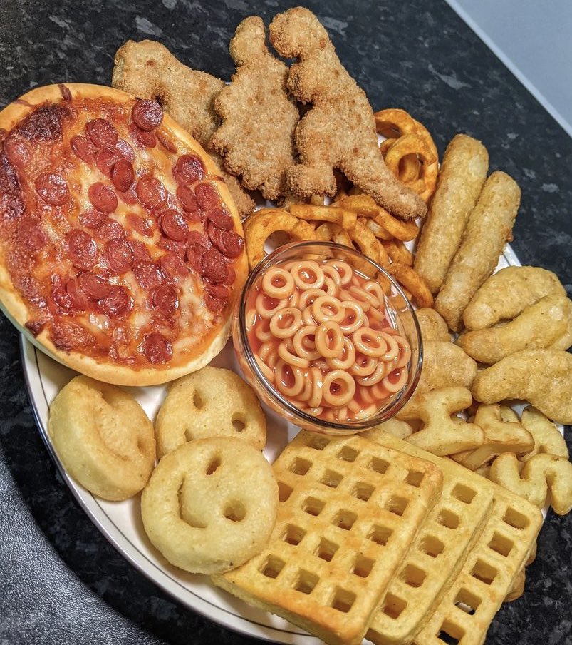 No Context Brits tweet media